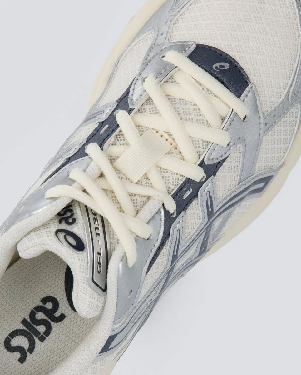 Asics GEL-1130 Plateado Y Blanco Mujer - Image 2