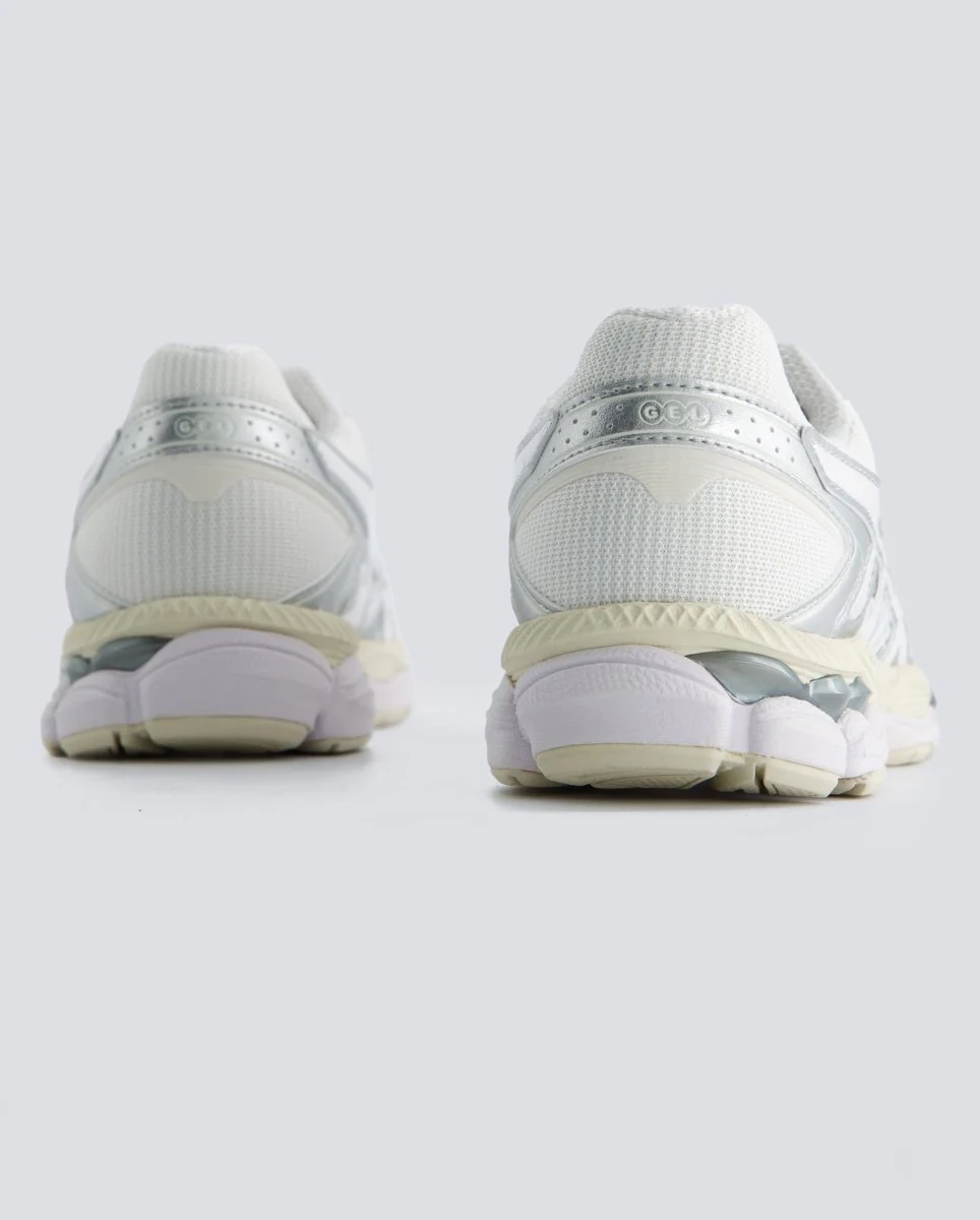 Asics Gel-Cumulus 16 Blanco Mujer - Image 5
