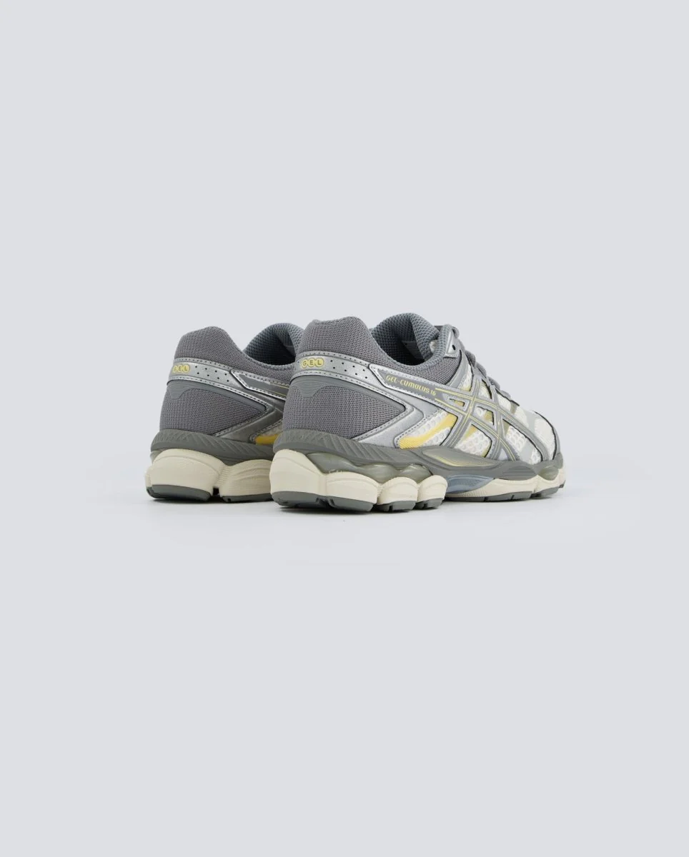 Asics Gel Cumulus 16 Gris Y Amarillo Hombre - Image 4