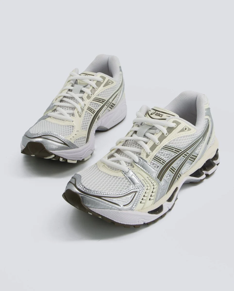 Asics Gel-Kayano 14 Plateado Y Beige Mujer - Image 6