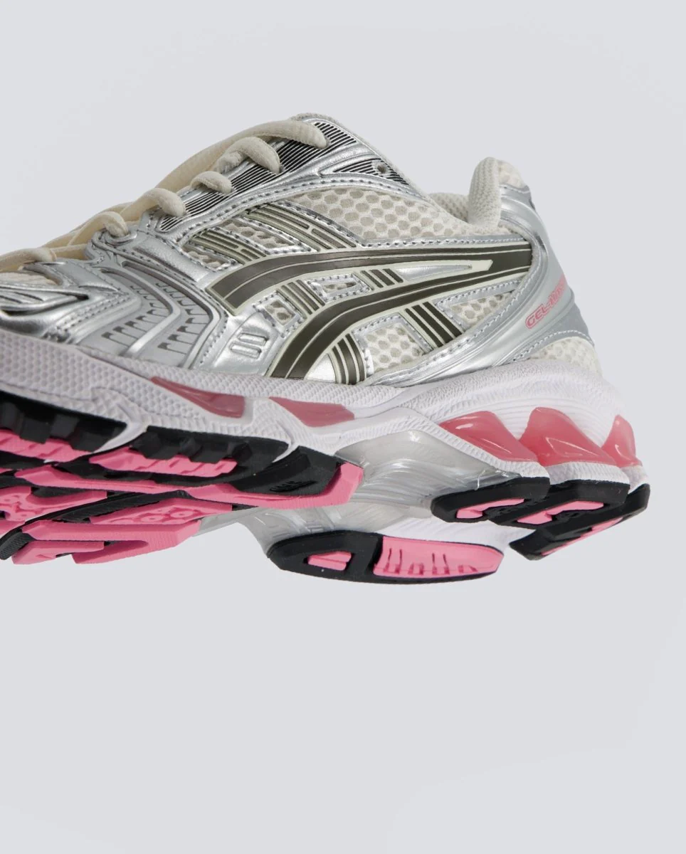 Asics Gel-Kayano 14 Plateado y Rosa Mujer - Image 2