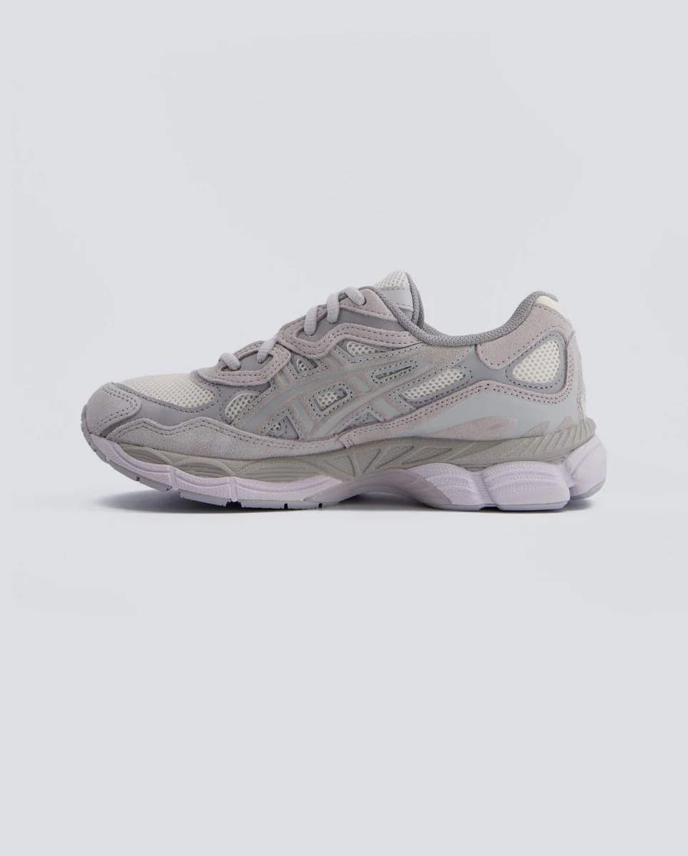 Asics Gel-NYC Beige Y Gris Mujer - Image 6