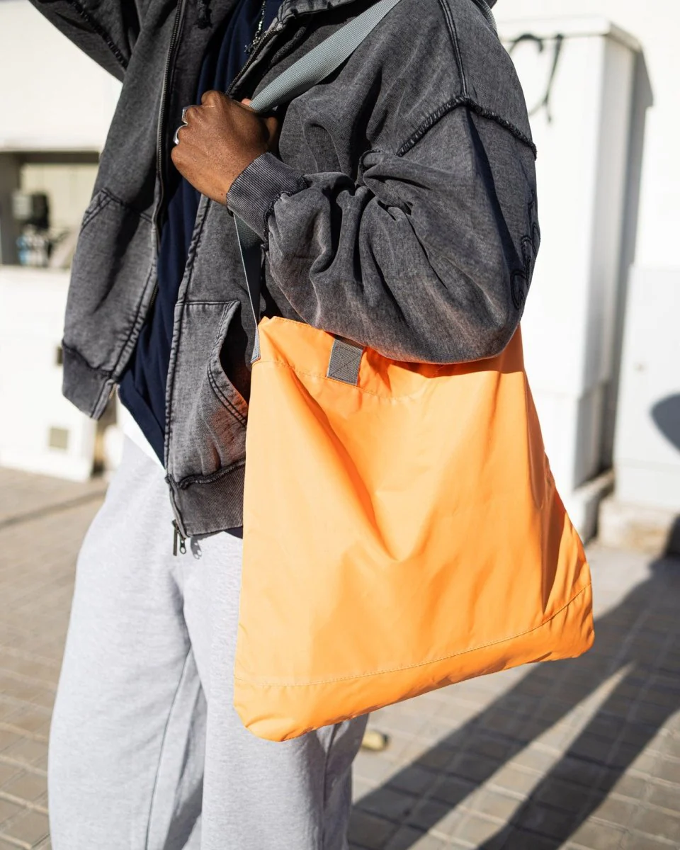 Bolso We Are Not Friends Technical Bag Naranja Unisex - Image 3