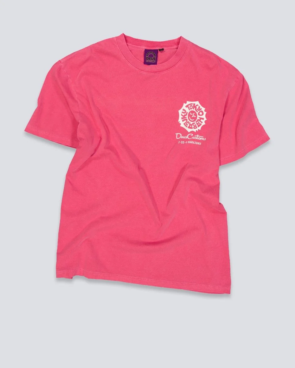 Camiseta Deus Ex Machina Tokyo Address Rosa Unisex - Image 2