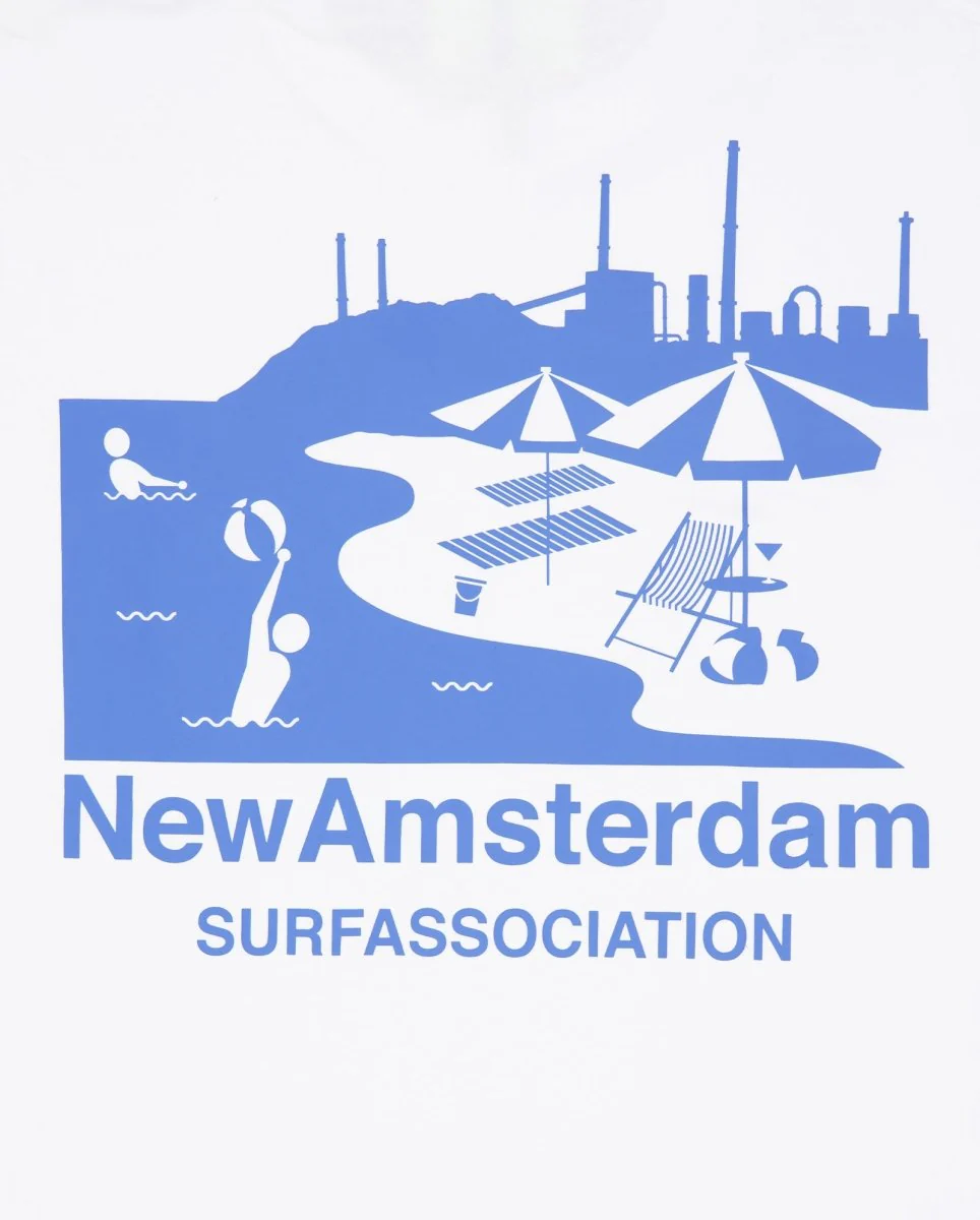 Camiseta New Amsterdam Beach Sign Tee Blanco y Azul Unisex - Image 6