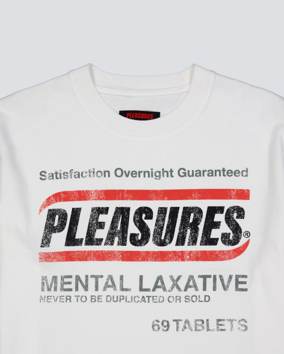 Camiseta Pleasures Relief Heavyweight Blanco Unisex - Image 4