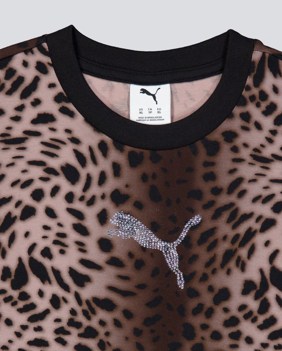 Camiseta Puma Leo Luxe Negro Mujer - Image 3