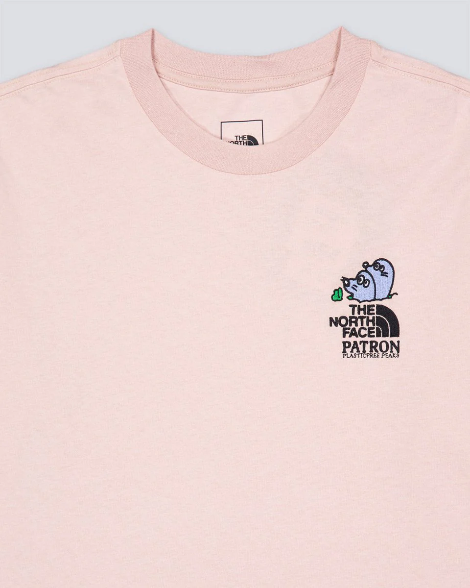 Camiseta The North Face Mountain Cleanup Rosa Unisex - Image 4