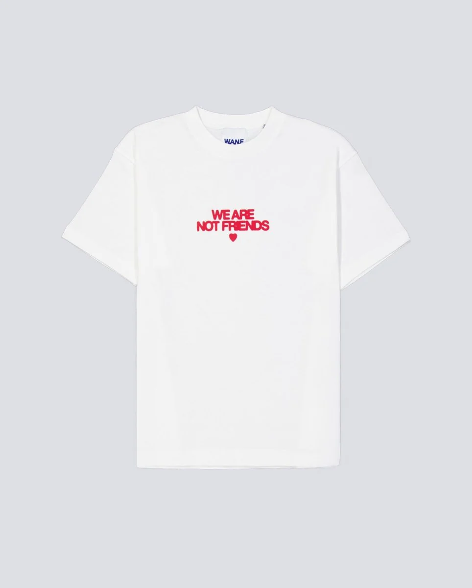 Camiseta We Are Not Friends Bold Sunny Love Blanco Unisex