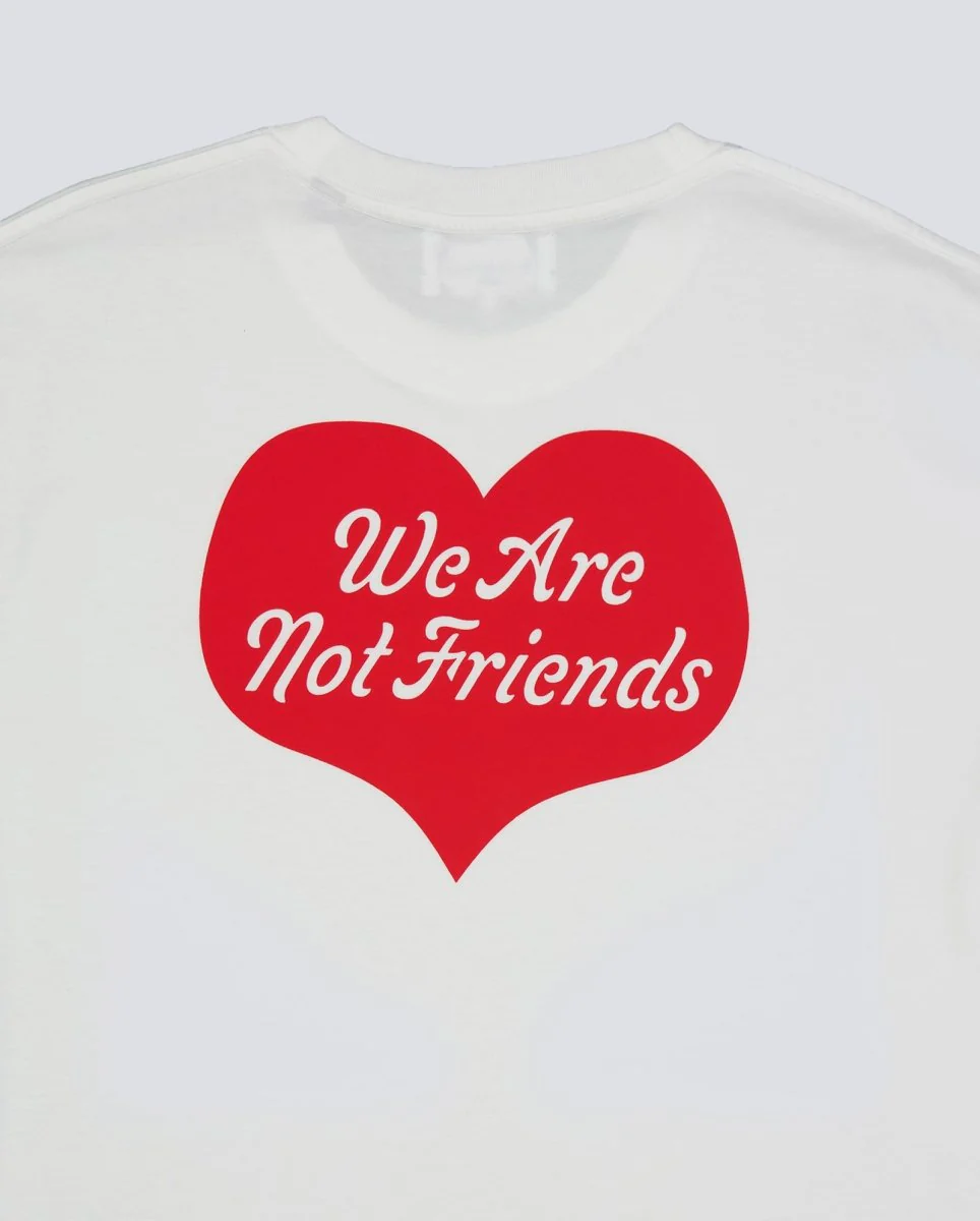 Camiseta We Are Not Friends Heart House Blanca Unisex - Image 3