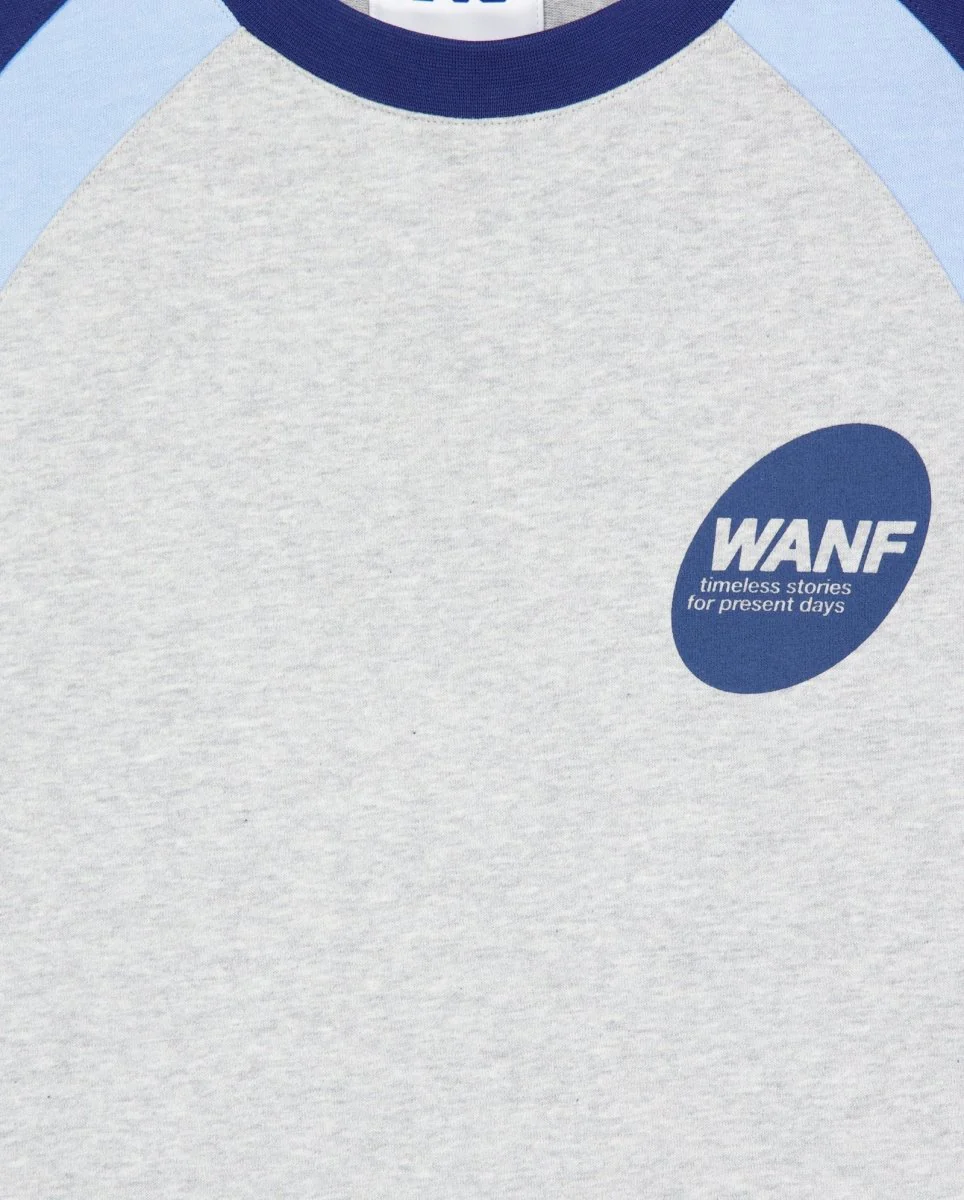 Camiseta We Are Not Friends Sport Club Gris Y Azul Unisex - Image 2