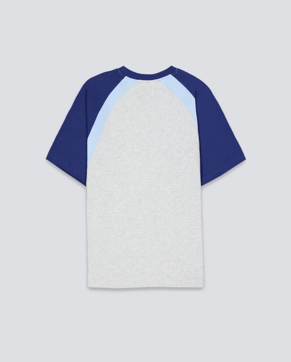 Camiseta We Are Not Friends Sport Club Gris Y Azul Unisex - Image 3