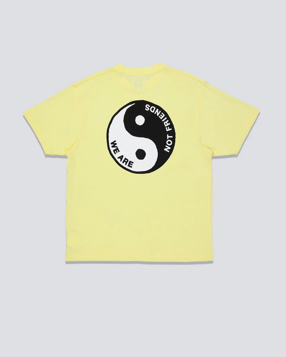 Camiseta We Are Not Friends YingYang Twins Amarillo Unisex - Image 3