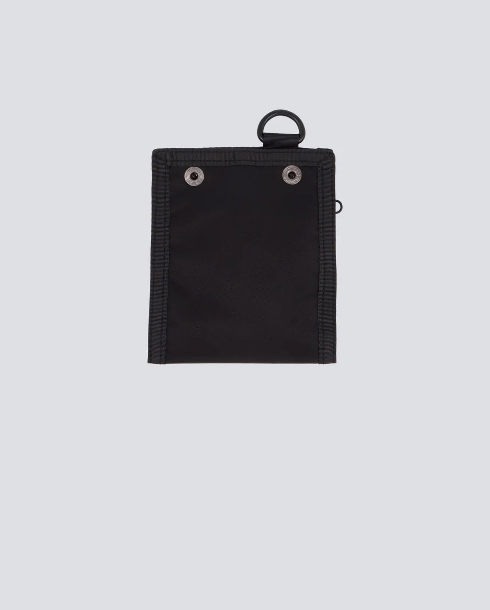 Cartera We Are Not Friends Utility Cross Negra Unisex - Image 3