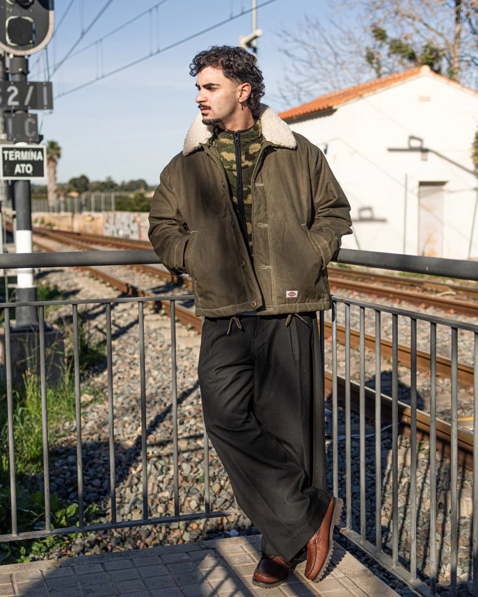 Chaqueta Dickies Sangrey Waxed Verde Militar Hombre - Image 3