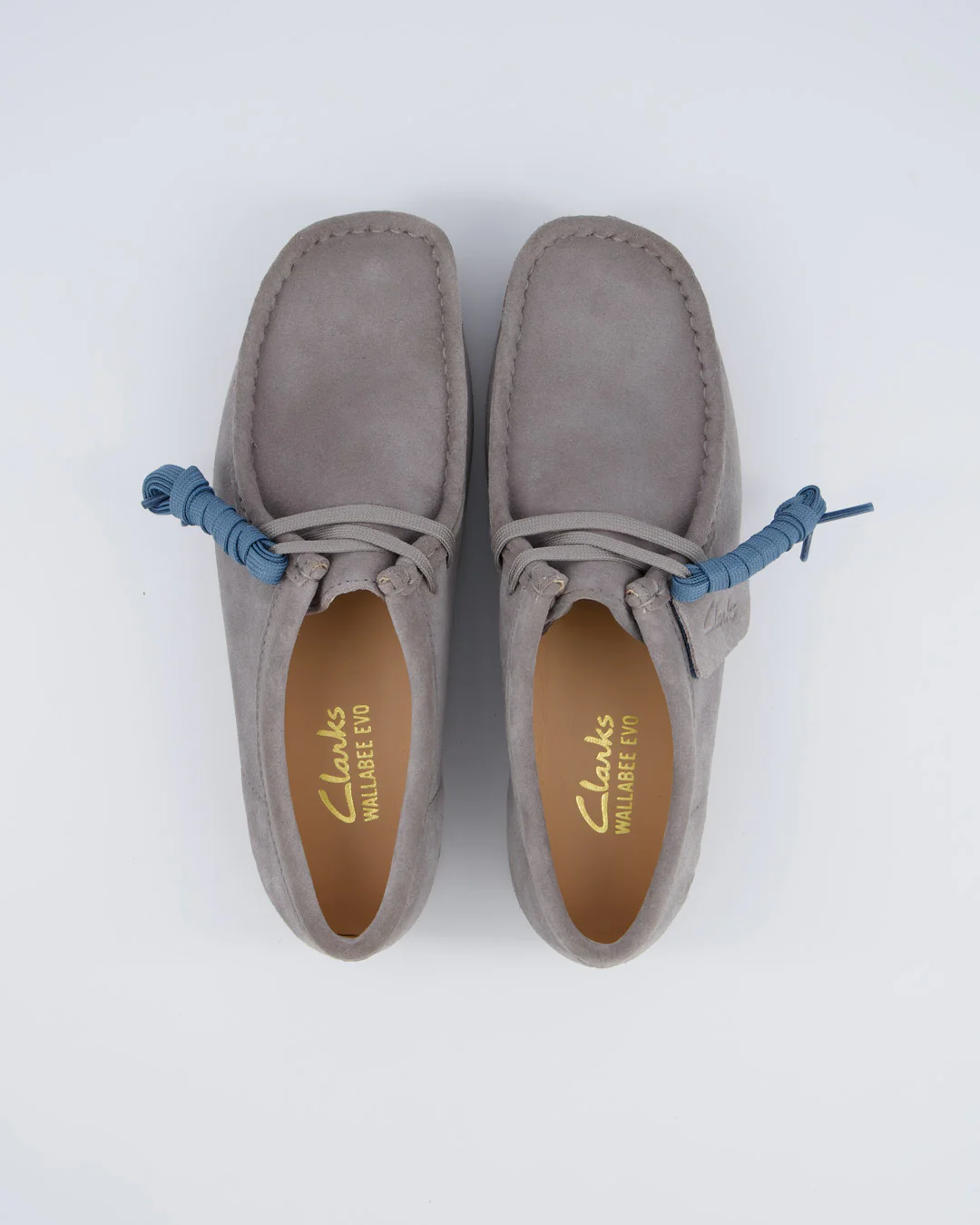 Clarks Wallabee Evo Suede Gris Oscuro Mujer - Image 4