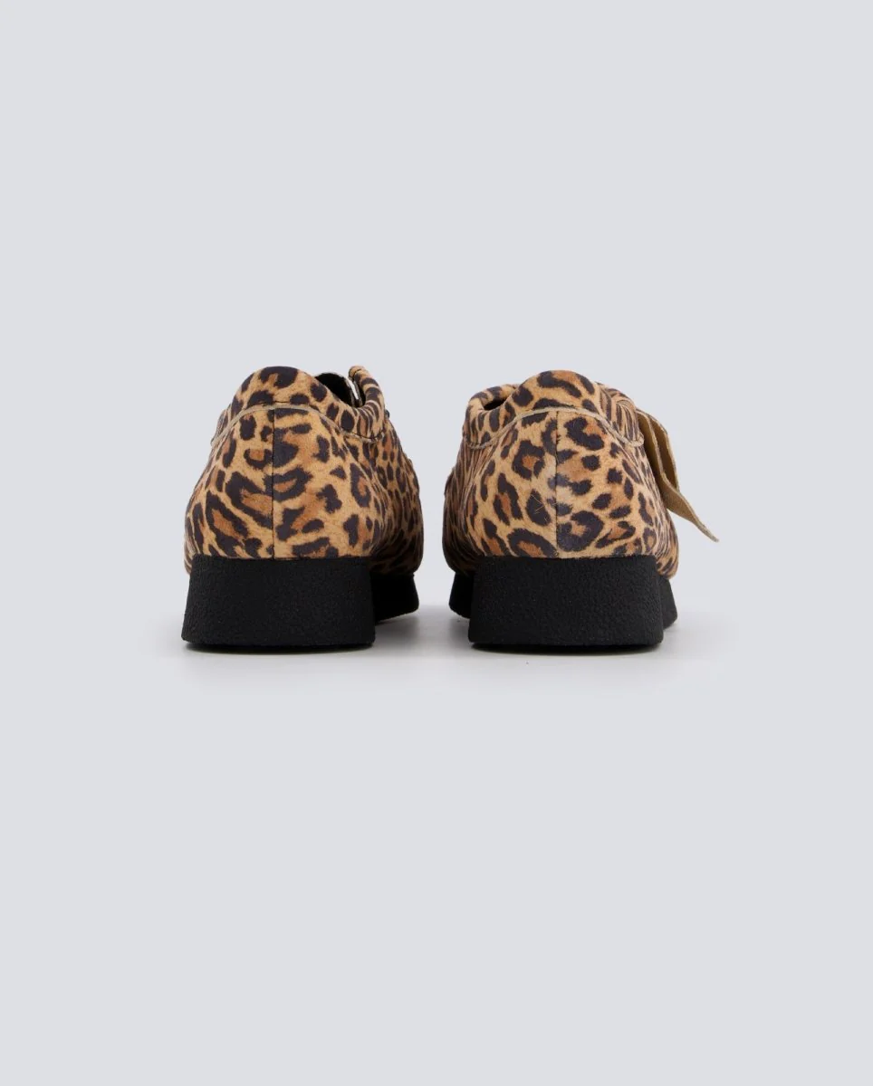 Clarks Wallabee Leopardo Mujer - Image 6