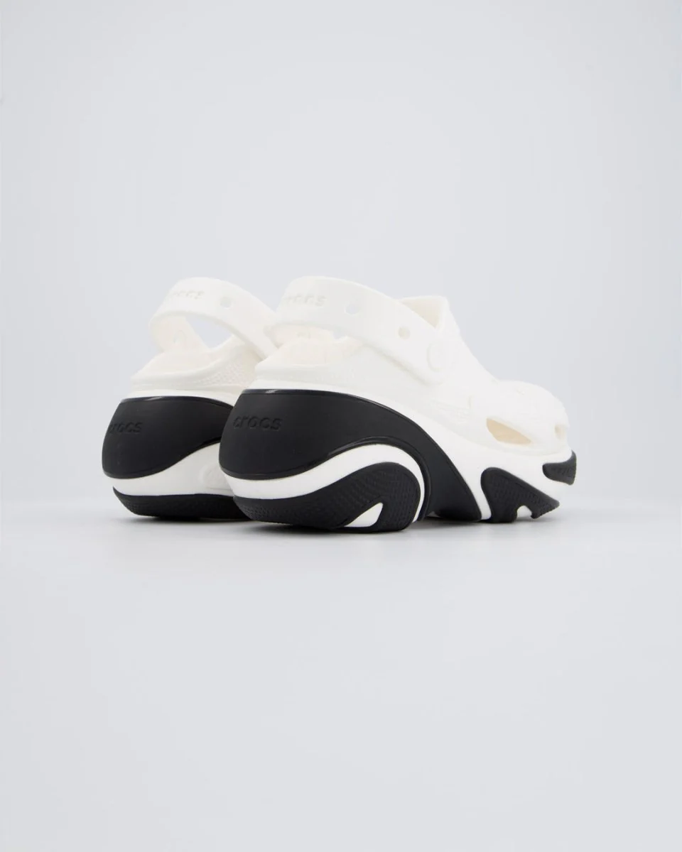 Crocs Bubble Crush Clog Blanco y Negro Mujer - Image 5