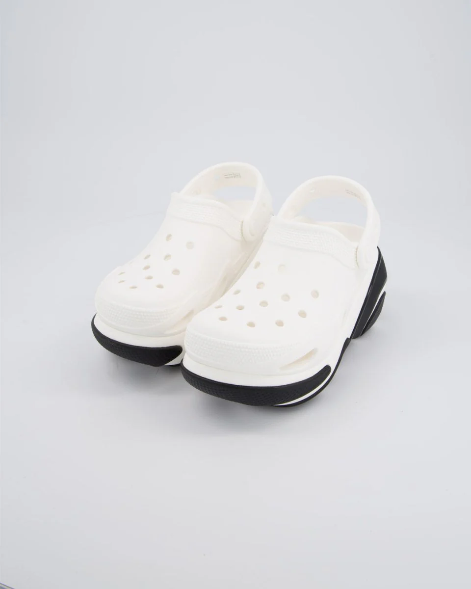 Crocs Bubble Crush Clog Blanco y Negro Mujer - Image 6