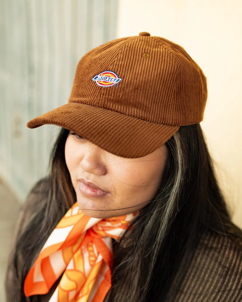 Gorra Dickies Hardwick Corduroy Marrón Unisex - Image 2