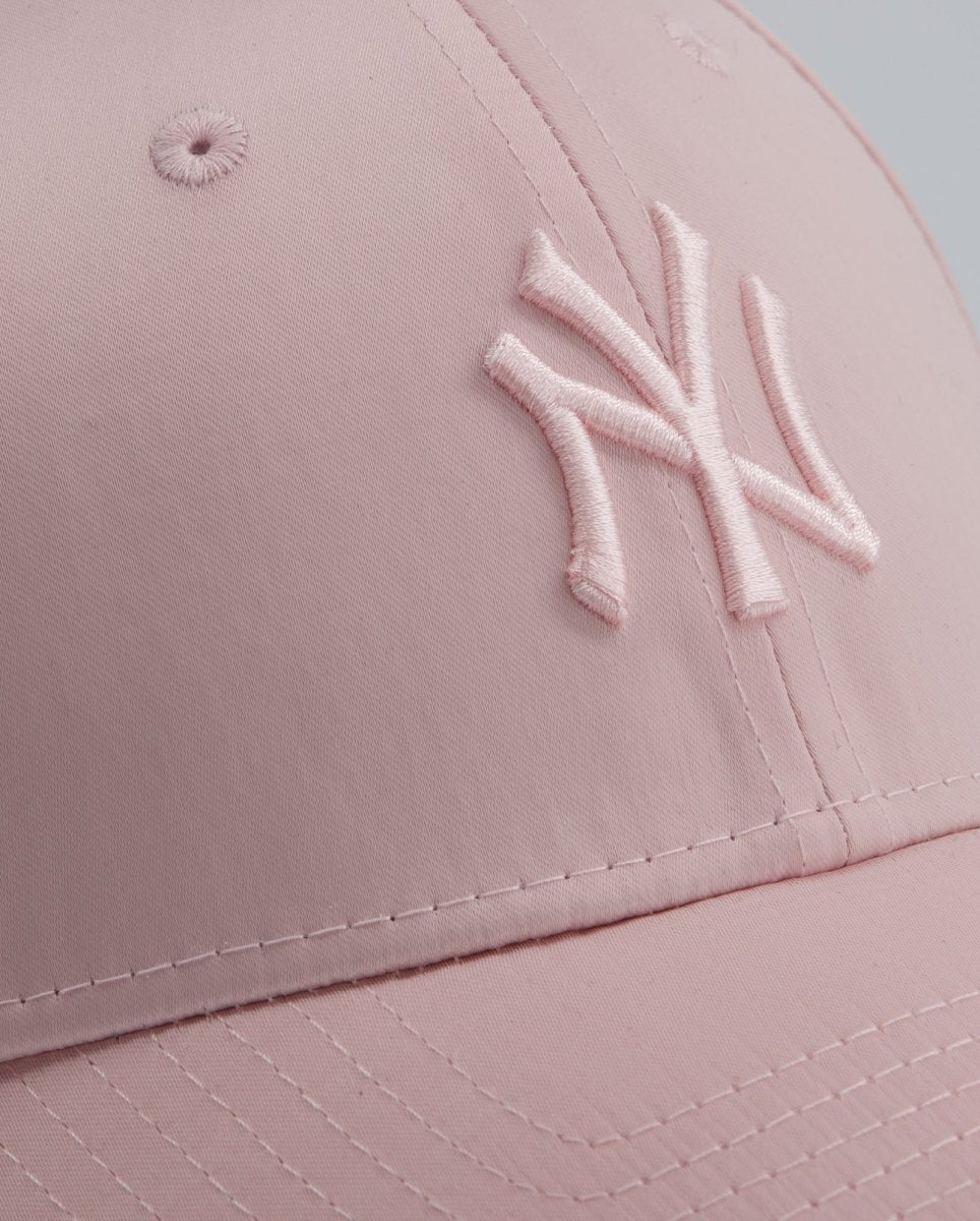 Gorra New Era 9Forty Rosa Mujer - Image 2