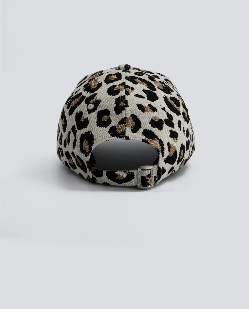 Gorra New Era Female Leopard Midi 9Forty Beige Mujer - Image 3