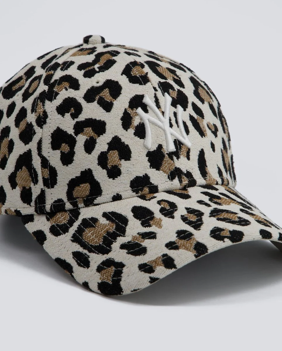 Gorra New Era Female Leopard Midi 9Forty Beige Mujer - Image 4