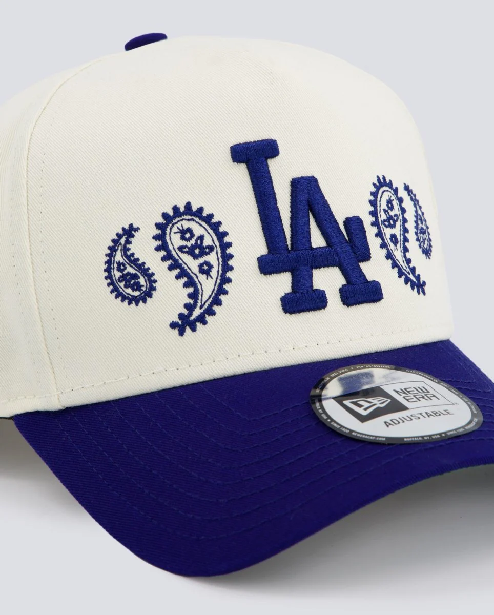 Gorra New Era LA Dodgers Paisley E-Frame Azul Y Blanco Unisex - Image 2