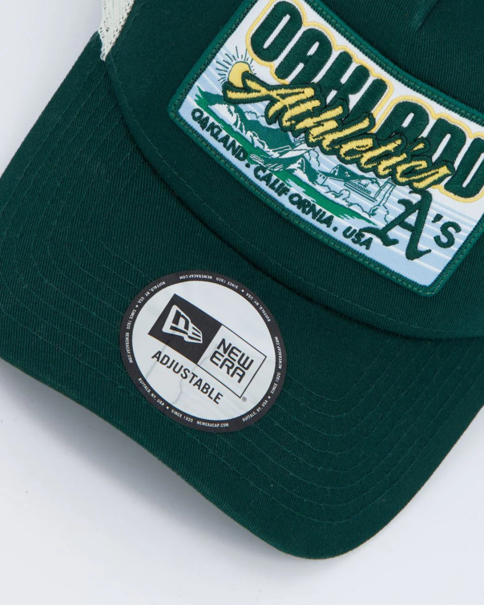 Gorra New Era Patch Trucker Verde Unisex - Image 4