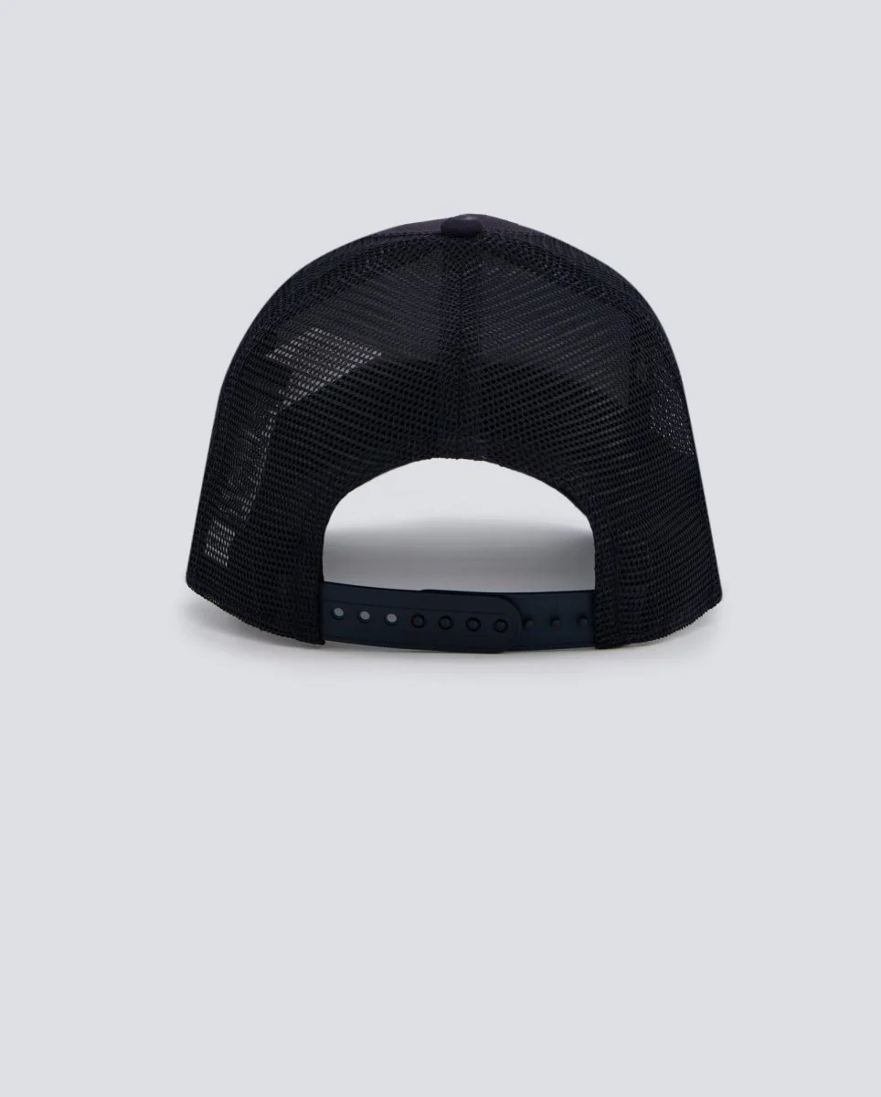Gorra New Era Yankees Outline Trucker Negro Unisex - Image 3