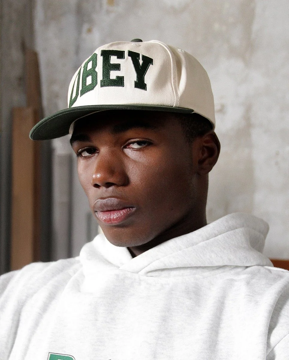 Gorra Obey Collegiate 6 Pnl Strapback Verde Y Beige Unisex - Image 2
