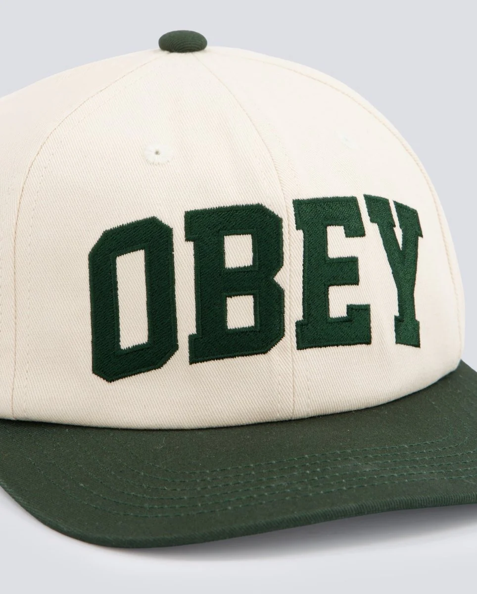 Gorra Obey Collegiate 6 Pnl Strapback Verde Y Beige Unisex - Image 3