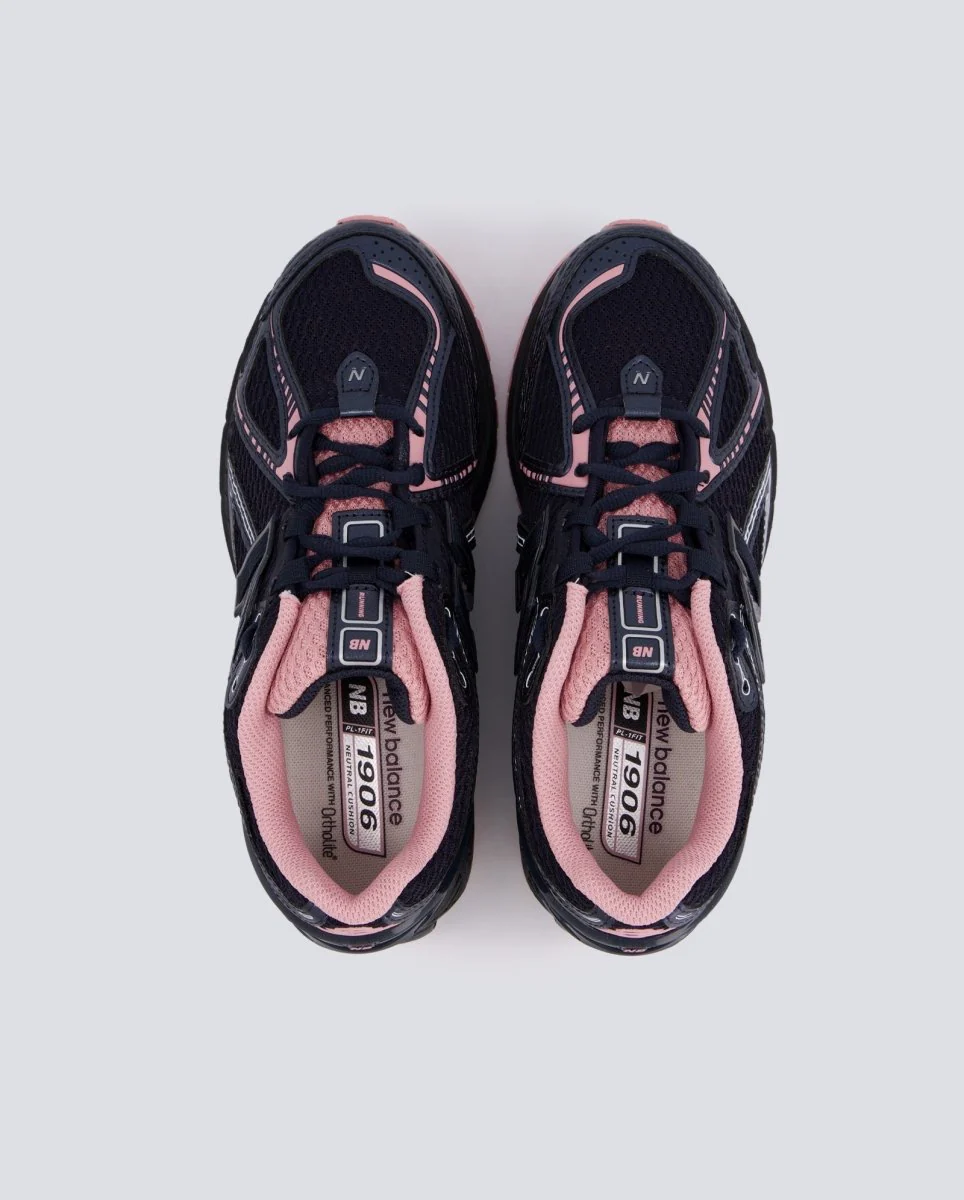 New Balance 1906R Negro y Rosa Mujer - Image 3