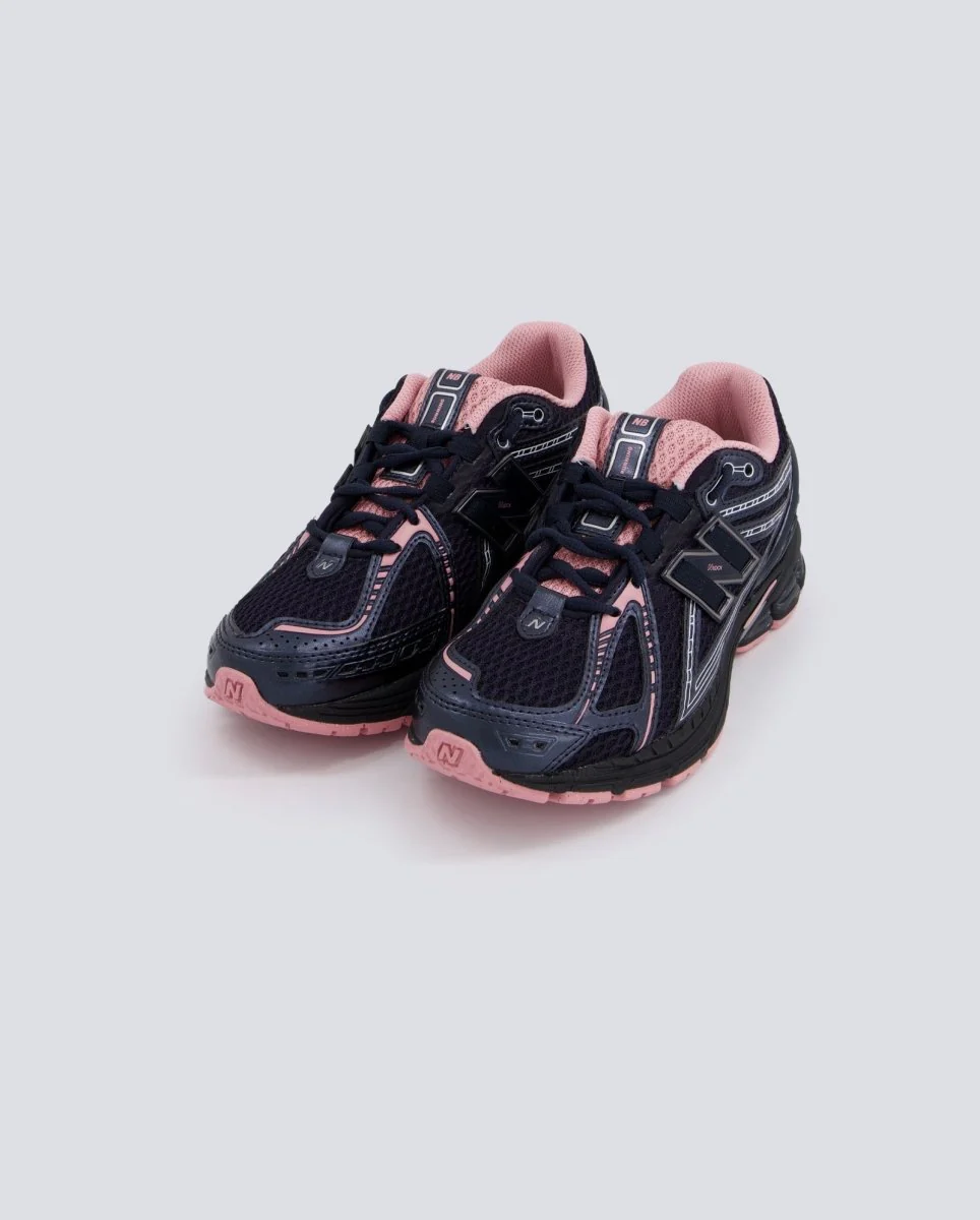 New Balance 1906R Negro y Rosa Mujer - Image 5