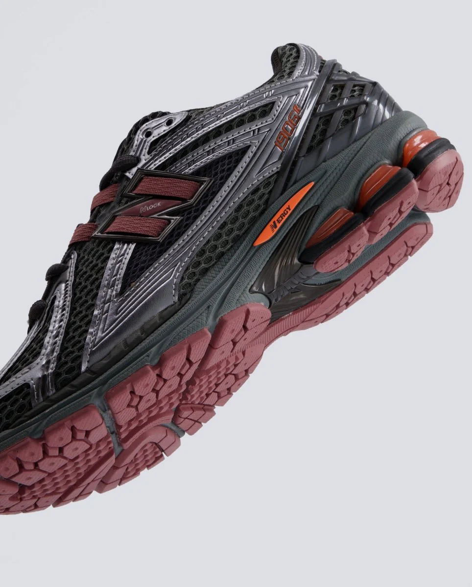 New Balance 1906R Plateado y Rosa Hombre - Image 2