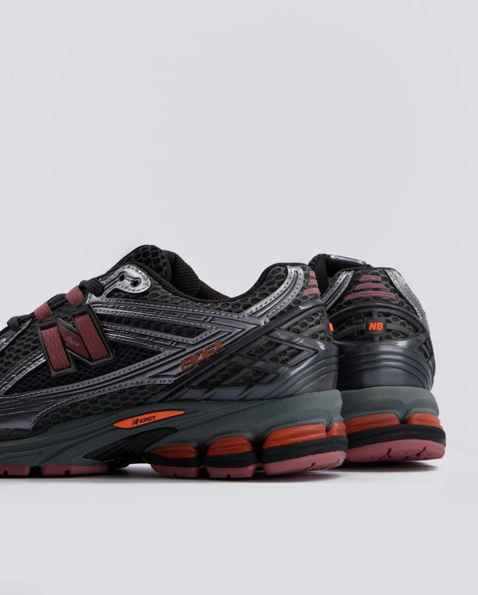 New Balance 1906R Plateado y Rosa Hombre - Image 5