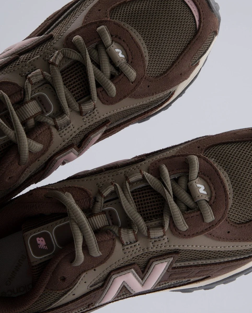 New Balance 204 Marrón Mujer - Image 2