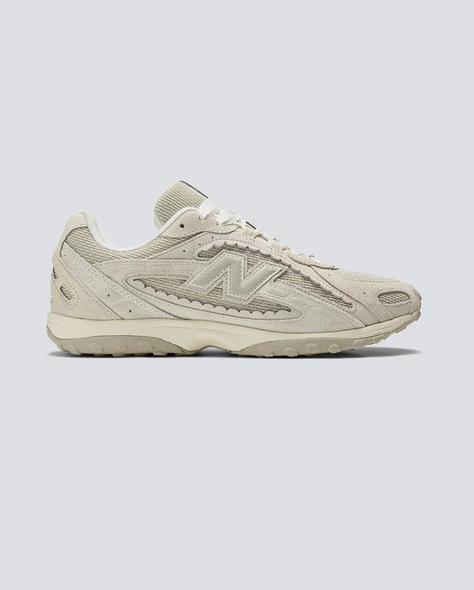 New Balance 204L Beige Mujer