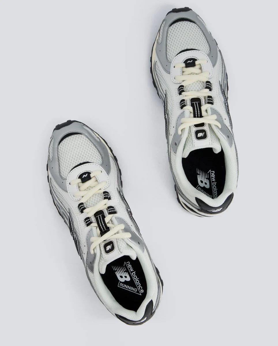 New Balance 204L Gris Mujer - Image 4