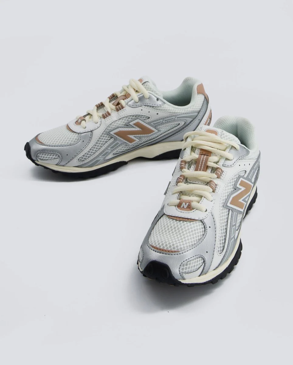 New Balance 204L Plateado y Marrón Mujer - Image 6