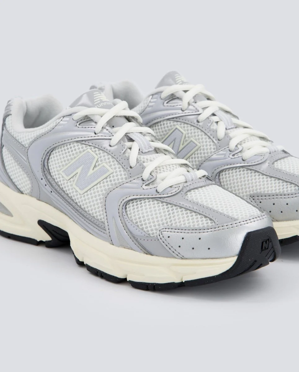 New Balance 530 Plateado Y Lila Mujer - Image 2