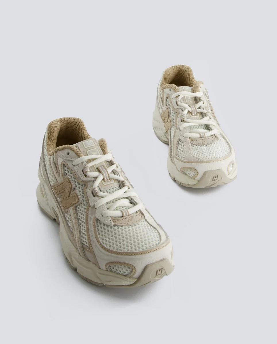 New Balance 740 Beige Mujer - Image 3