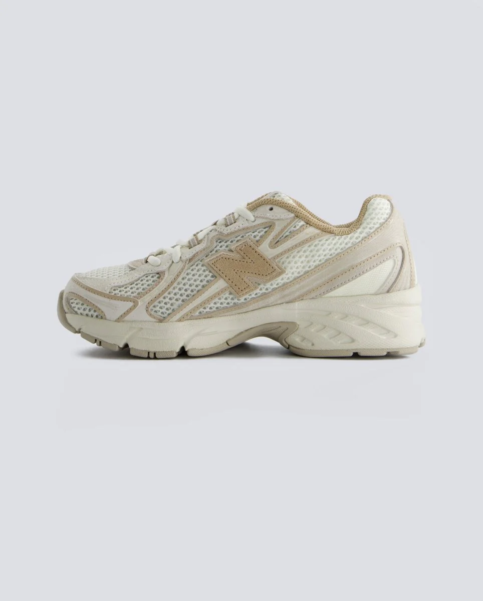 New Balance 740 Beige Mujer - Image 5