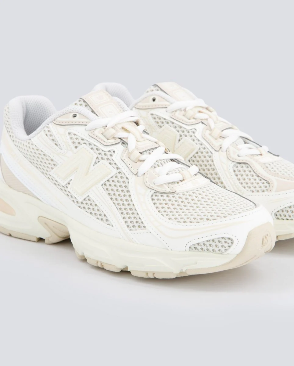 New Balance 740 Beige Mujer - Image 2