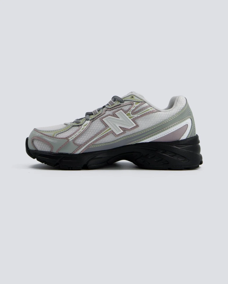 New Balance 740 Gris y Plateado Mujer - Image 5