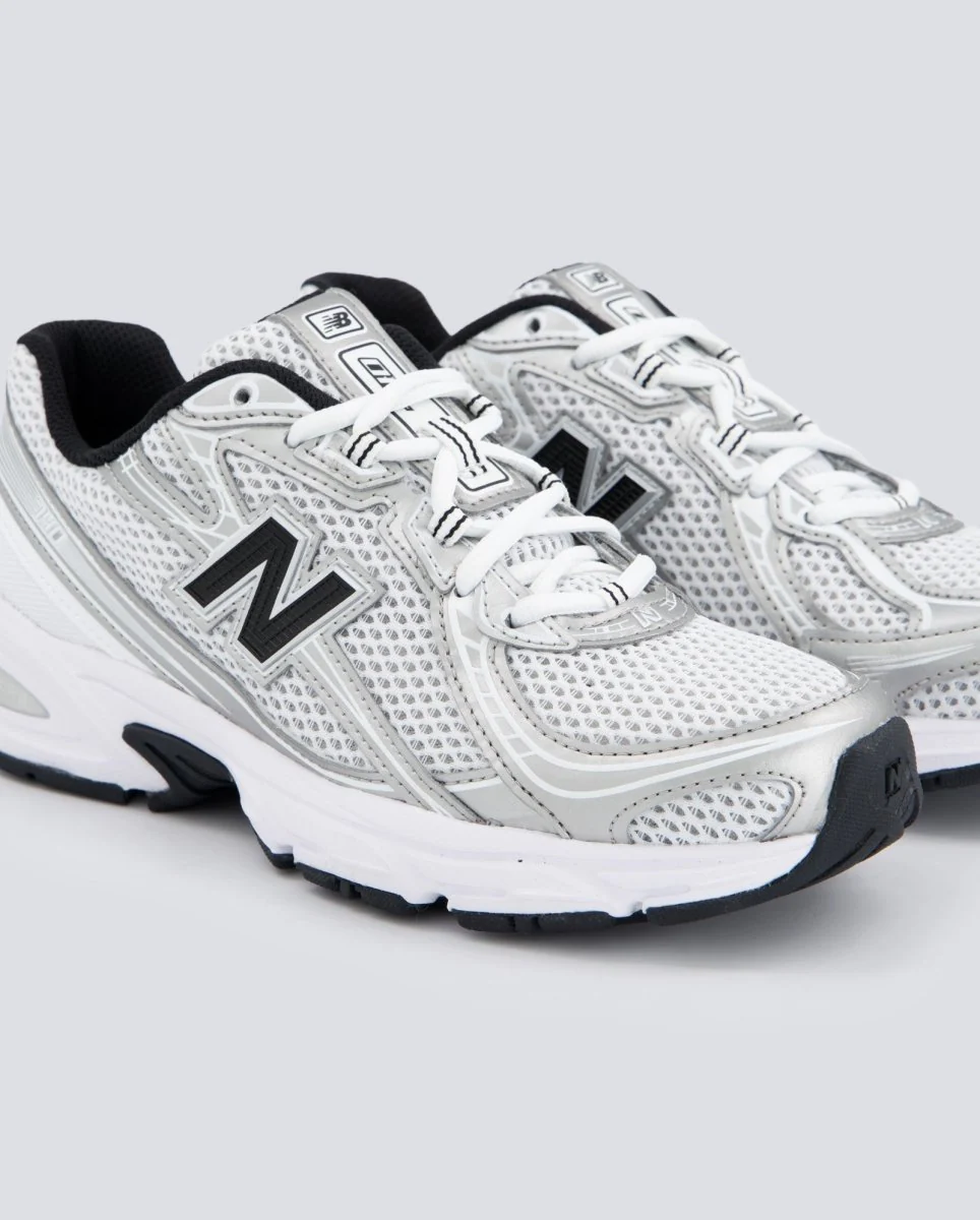 New Balance 740 Plateado Y Negro Mujer - Image 2