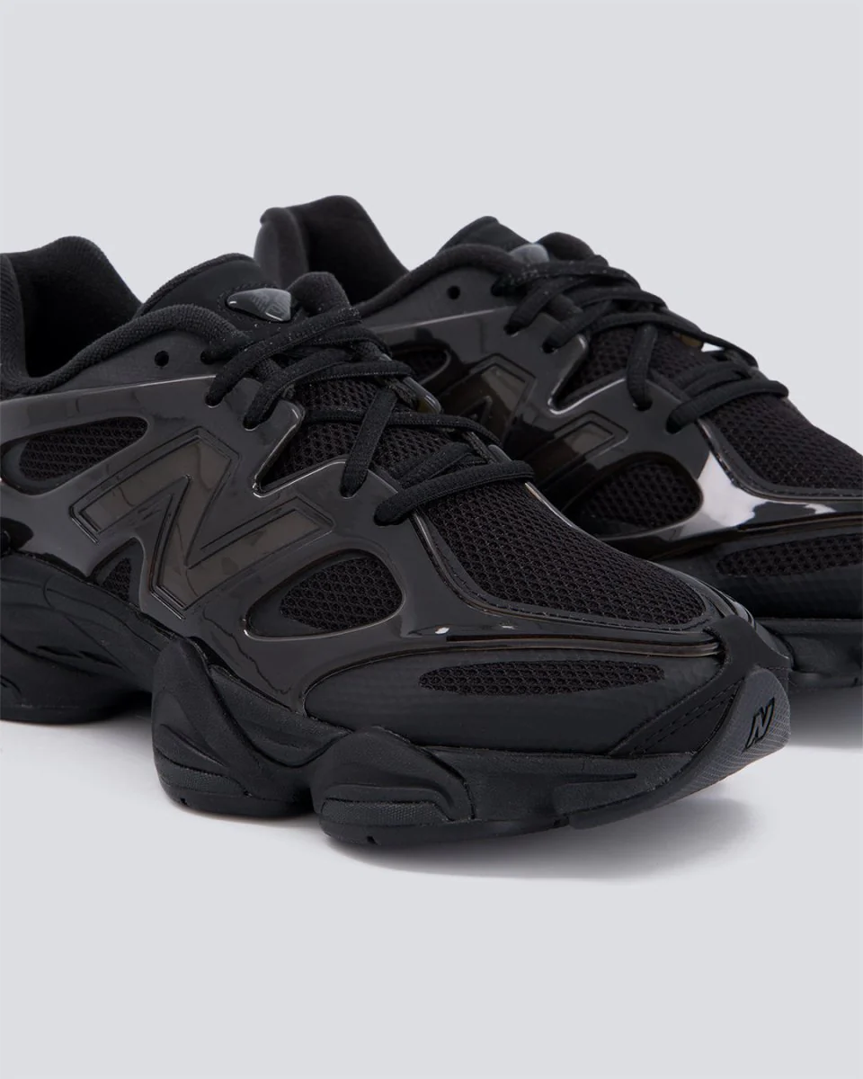 New Balance 9060 Negro Mujer - Image 2