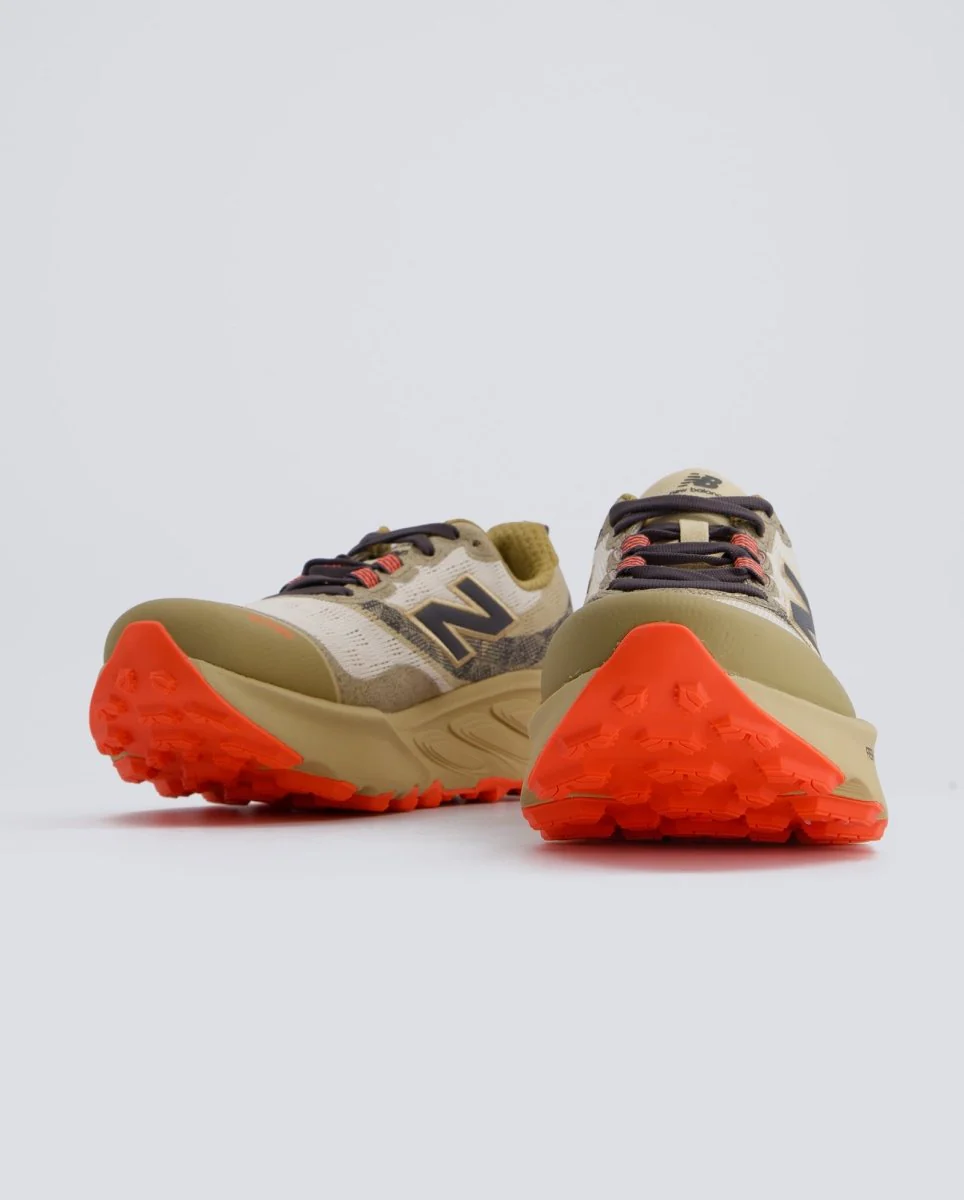 New Balance Fresh Foam X Hierro v9 Beige Hombre - Image 4