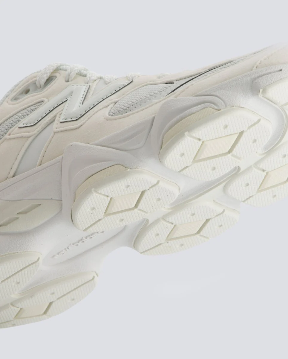 New Balance 9060 Blanco Mujer - Image 2