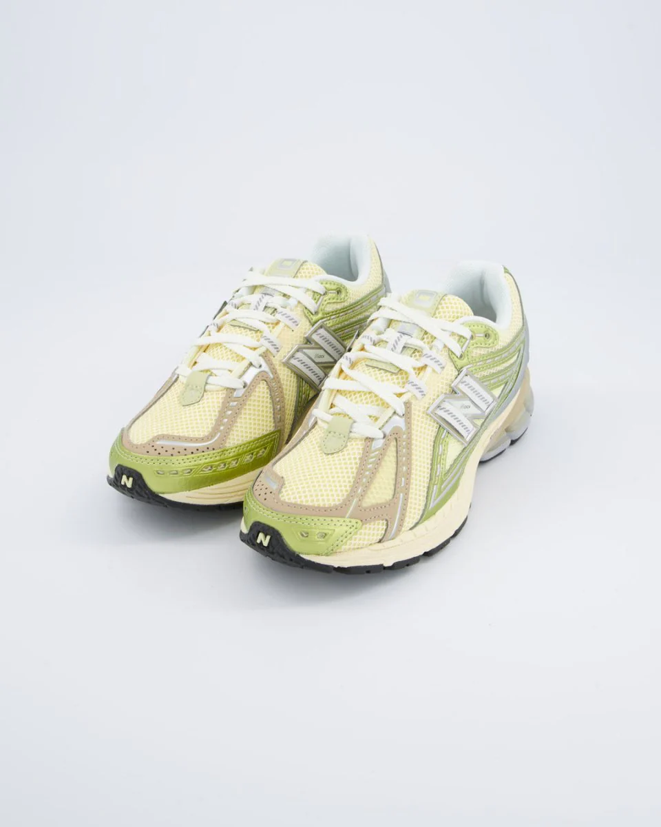 New Balance Yellow Parchment Mujer - Image 6